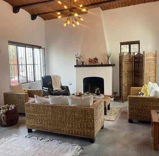 Casa Moly